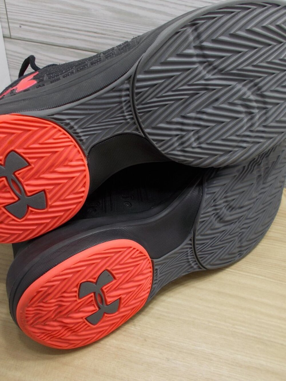 Under Armour NXT Men's 9 Basketball Shoes 1298311-002 - Picture 5 of 5